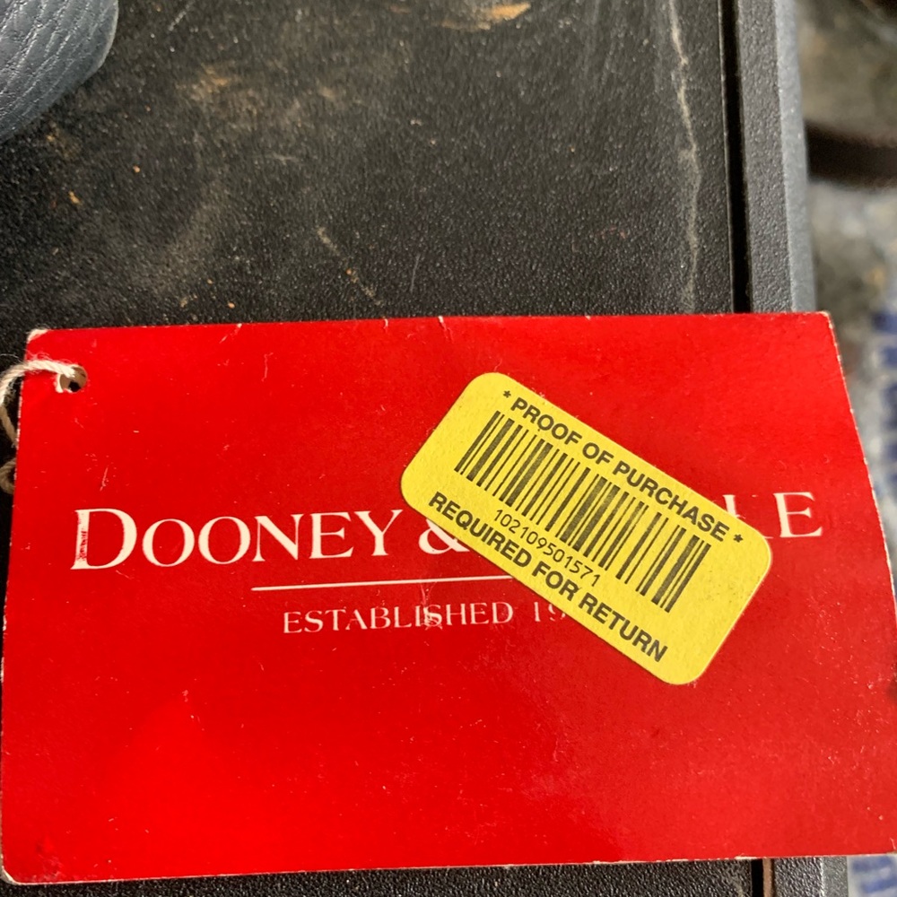 Dooney & Bourke - Picture 7 of 8